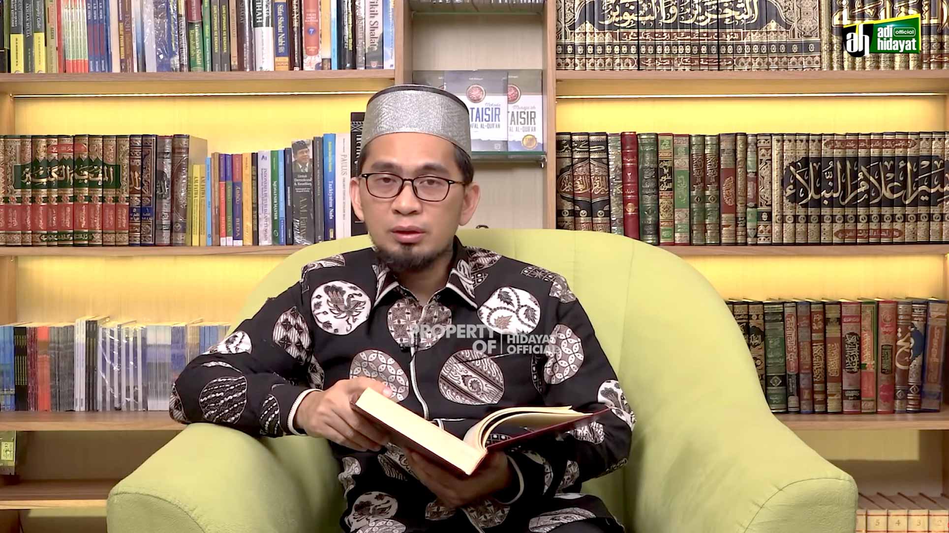 Hidup Terbebani Hutang? Ustadz Adi Hidayat Bagikan Doa Pelunas yang Diajarkan Nabi Muhammad