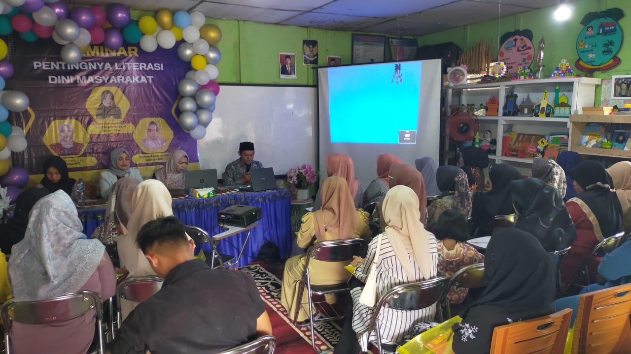 TBM Oswatun Hasanah Gelar Seminar Pentingnya Literasi Dini Masyarakat, Apa Saja Yang Dibahas?