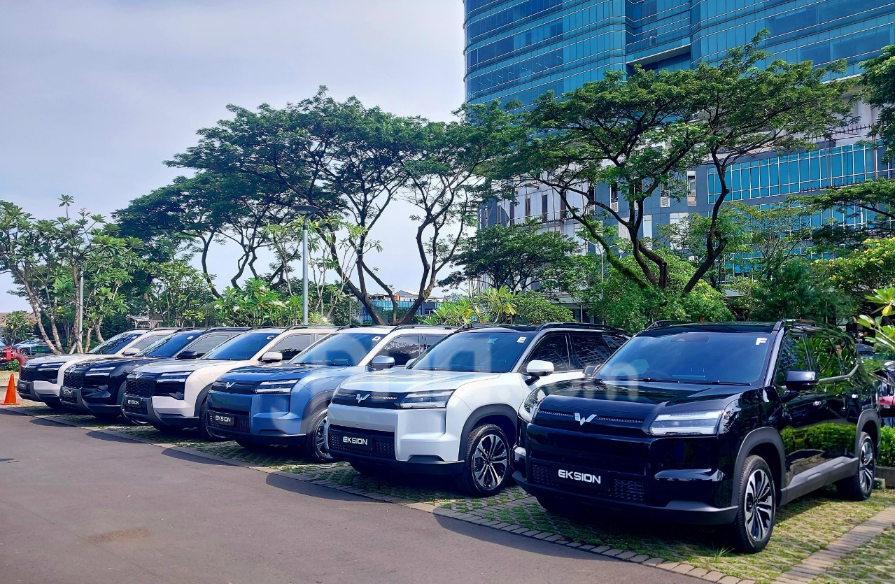 Wuling Eksion Resmi Diperkenalkan: SUV 7-Penumpang dengan Opsi BEV dan PHEV, Siap Gebrak Pasar Indonesia