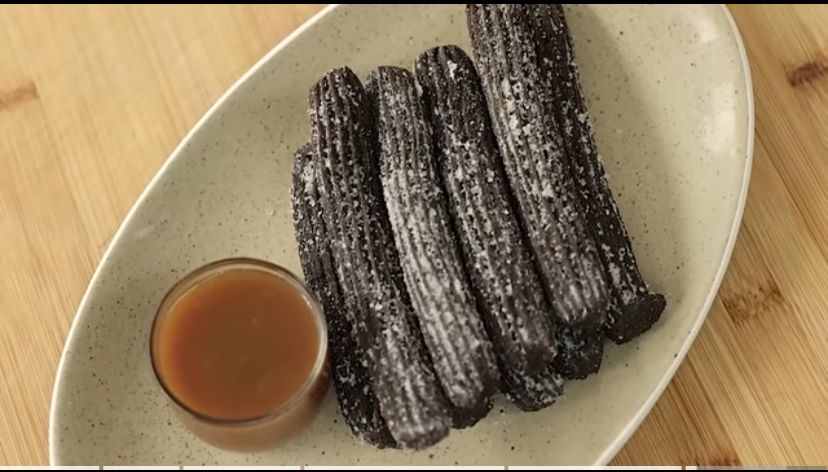 Resep Chocolate Churros Dengan Saus Karamel Favorit Anak dan Suami