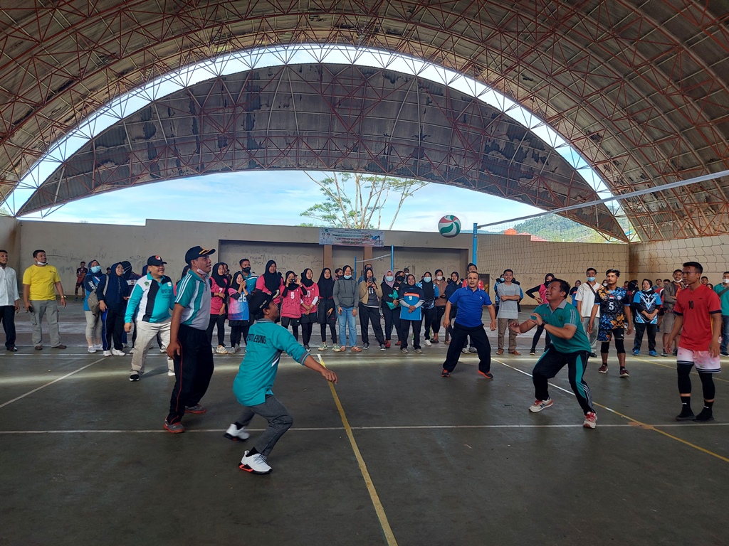 Juara Turnamen Volly Bupati Cup, Belum Terima Uang Pembinaan