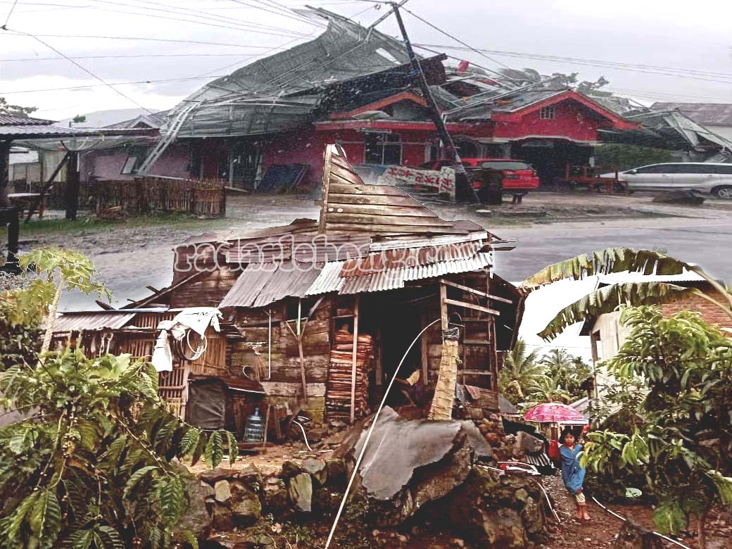 Rumah Rusak Akibat Angin Puting Beliung, Kerugian Ditaksir Puluhan Juta