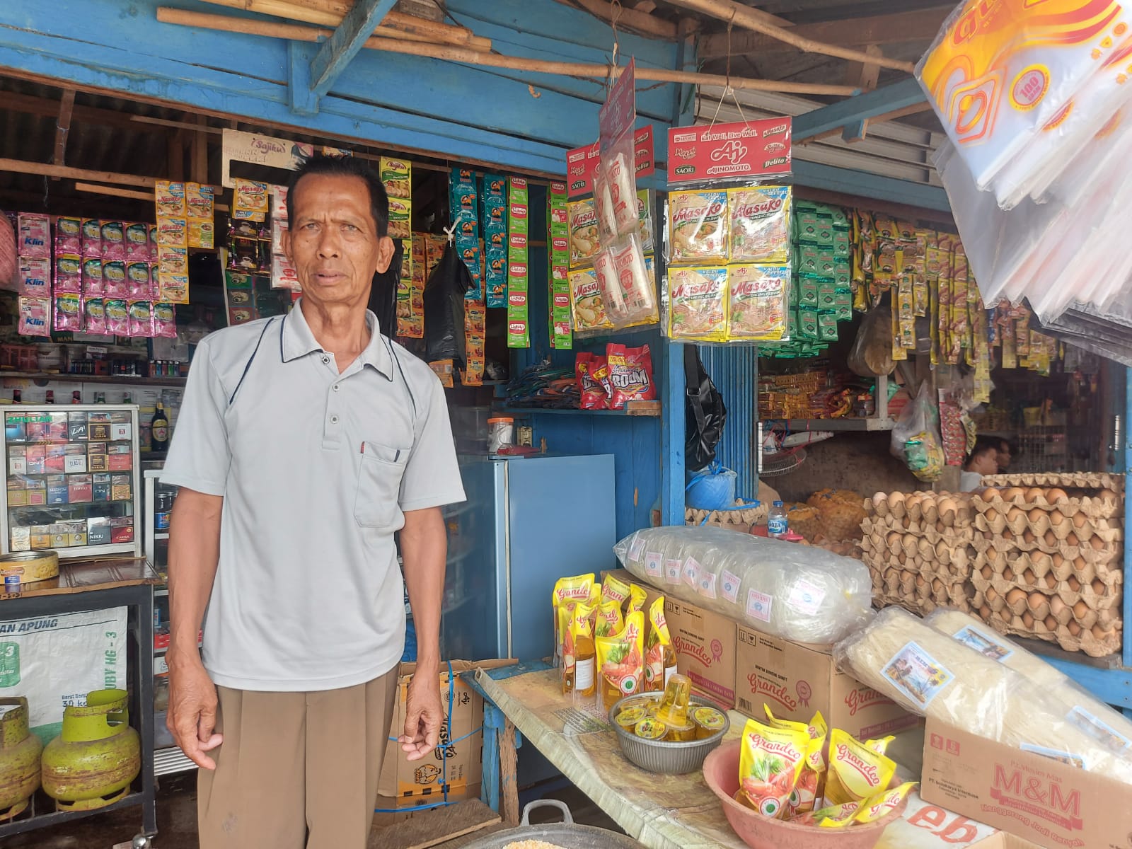 Pak Presiden Jokowi, Minyak Goreng Murah Rp 11.500 Belum Berlaku di Lebong