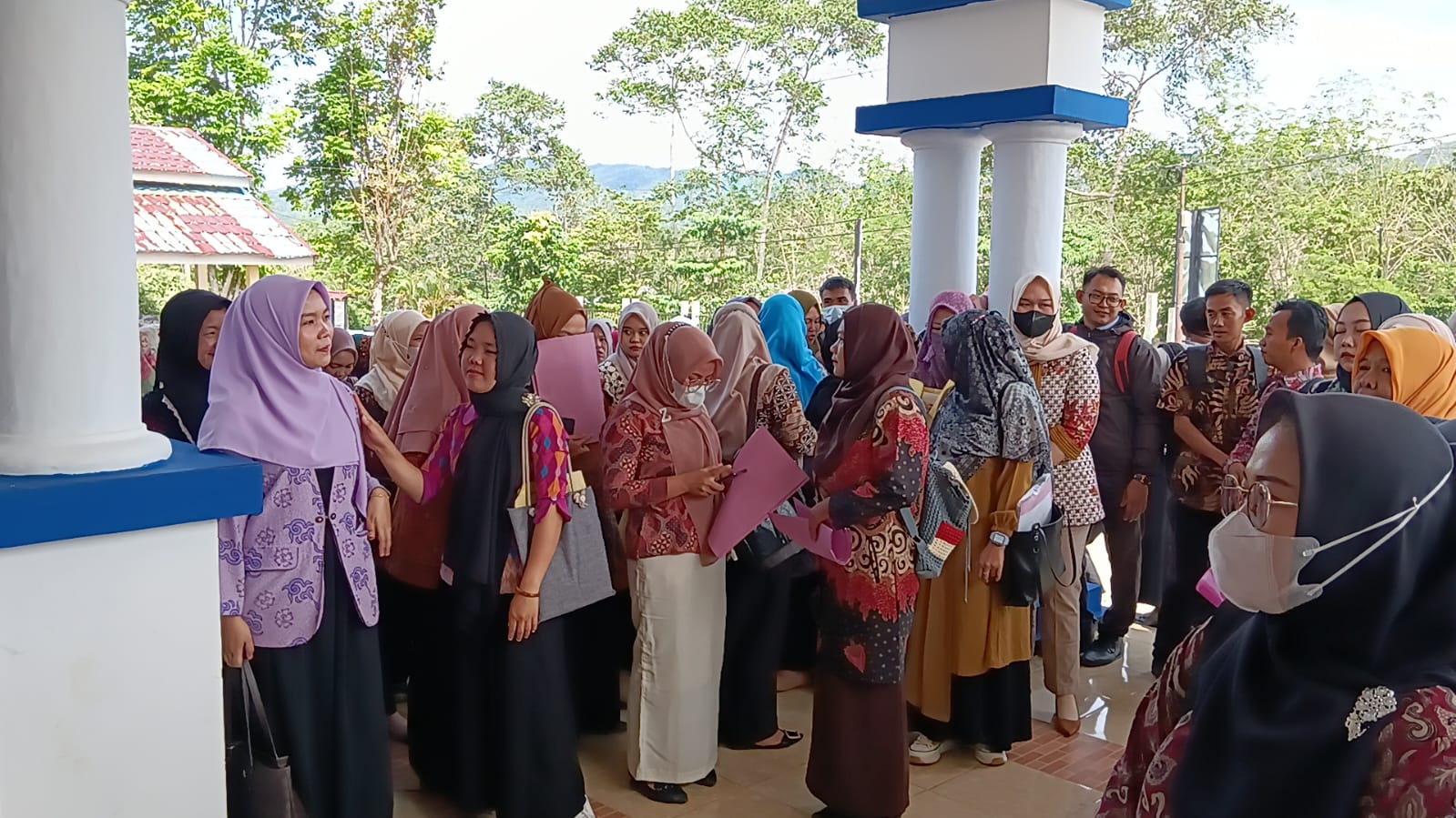 Ratusan Guru Honor Ramai-Ramai Datangi Dikbud Lebong, Ini yang Dilakukan 