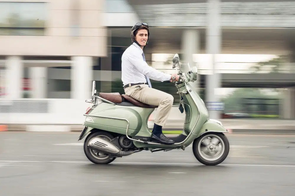 Bergaya Retro Matic, Suzuki Let's Bakal jadi Pesaing Honda Scoopy, Segini Harganya