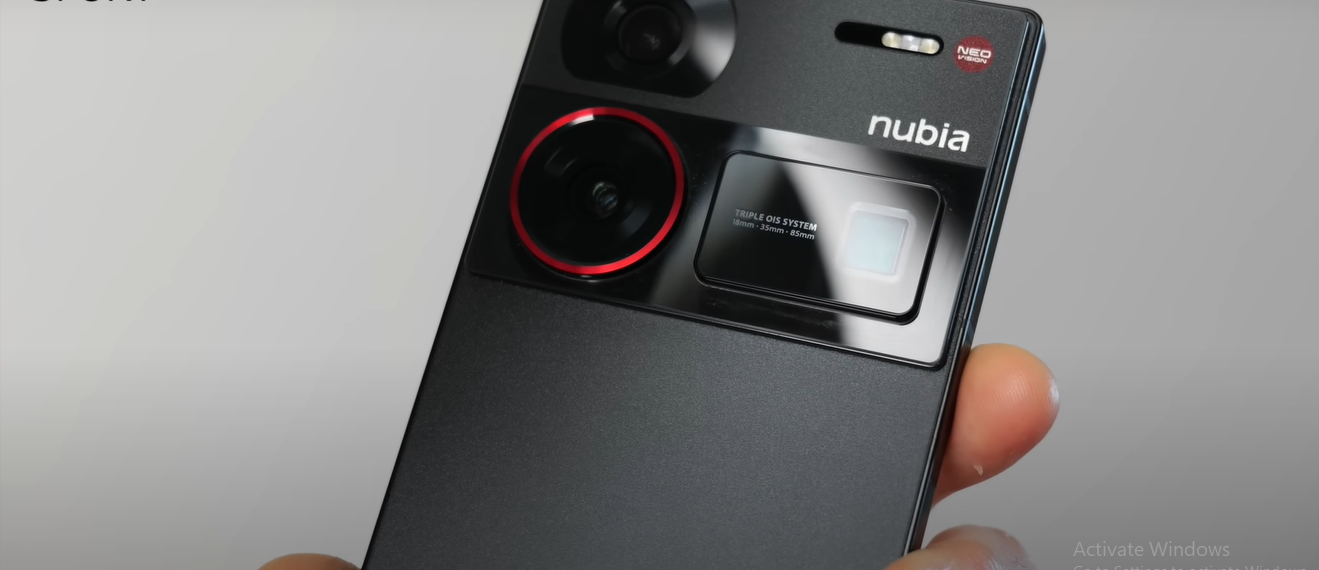 Nubia Z60 Ultra, Calon Raja Baru Smartphone Premium? Cek Review Lengkapnya!