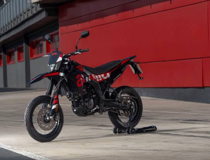 Aprilia SX 125 Terbaru Goda Pencinta Supermoto