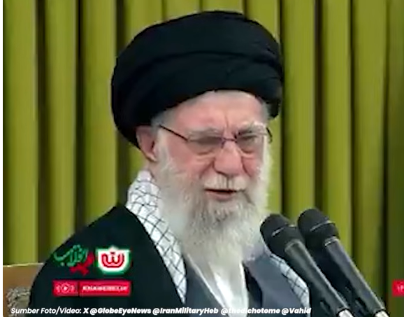 Teheran Membara, Ayatollah Khamenei Dievakuasi ke Lokasi Aman Imbas Serangan Udara AS–Israel