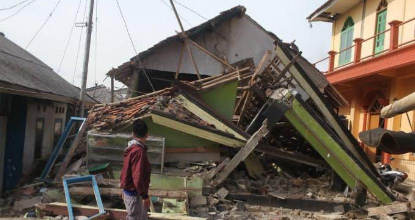 Waspadai Penyakit Langkah Sering Terjadi Saat Bencana Gempa Bumi