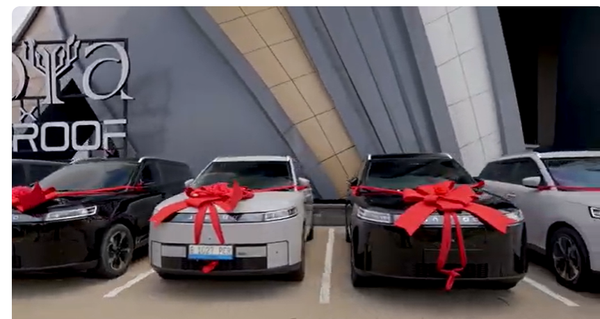  JAECOO J5 EV: Antusiasme Tinggi dan Kepuasan Konsumen dalam Customer Handover Ceremony