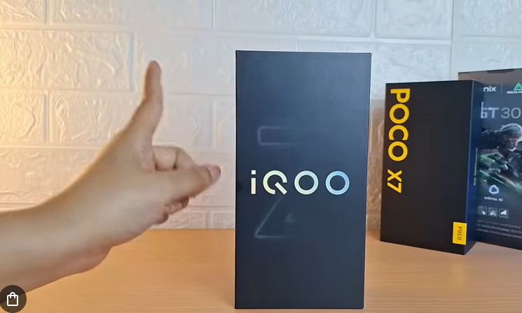 iQOO Z10R 5G: Kupas Tuntas Baterai 6500 mAh, Performa Dimensity 7360 Turbo, dan Kamera 50 MP