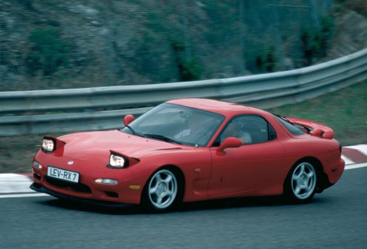 Mazda RX-7 Mesin Rotary yang Legenda Sportscar