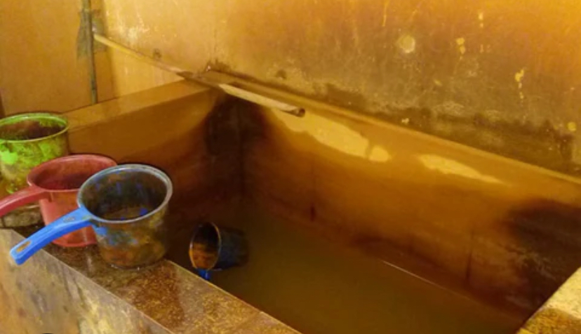 Air Sumur Berwarna Kuning dan Bau? Begini Cara Mengatasinya