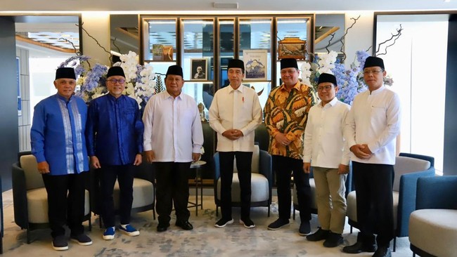 Presiden Jokowi Menjamu Ketua Umum Partai Politik  Tanpa Surya Paloh, Bahas Reshuffle?