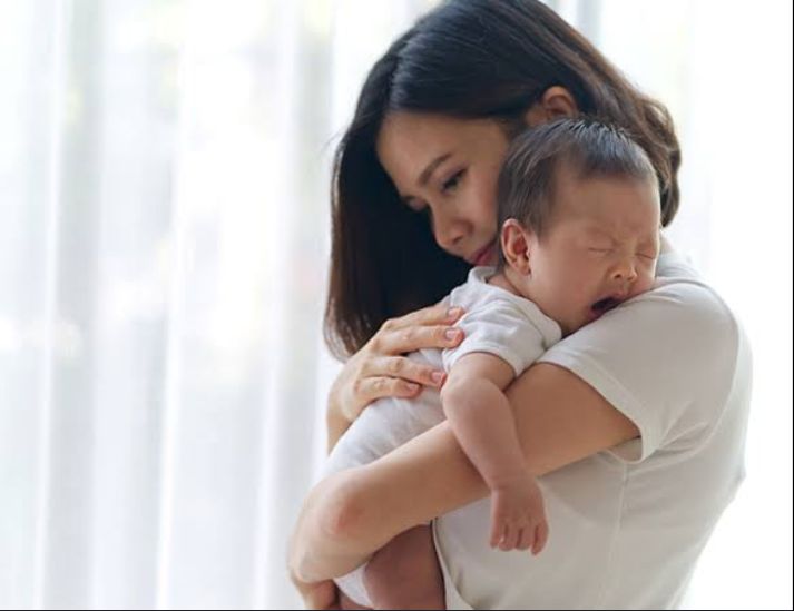 Bunda Wajib Simak Perbedaan Baby Blues dan Depresi Seusia Melahirkan