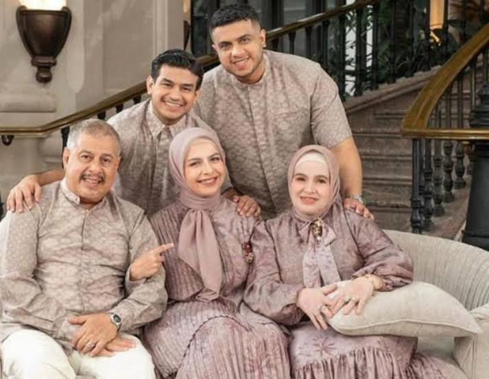 Tren Baju Lebaran 2025, Warna Yang Trending Hingga Aksesoris