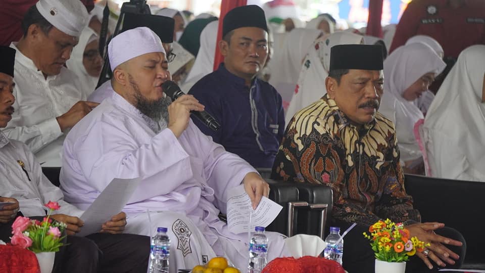 Tabligh Akbar Kumandang Bersholawat Mengema di Bengkulu Utara 