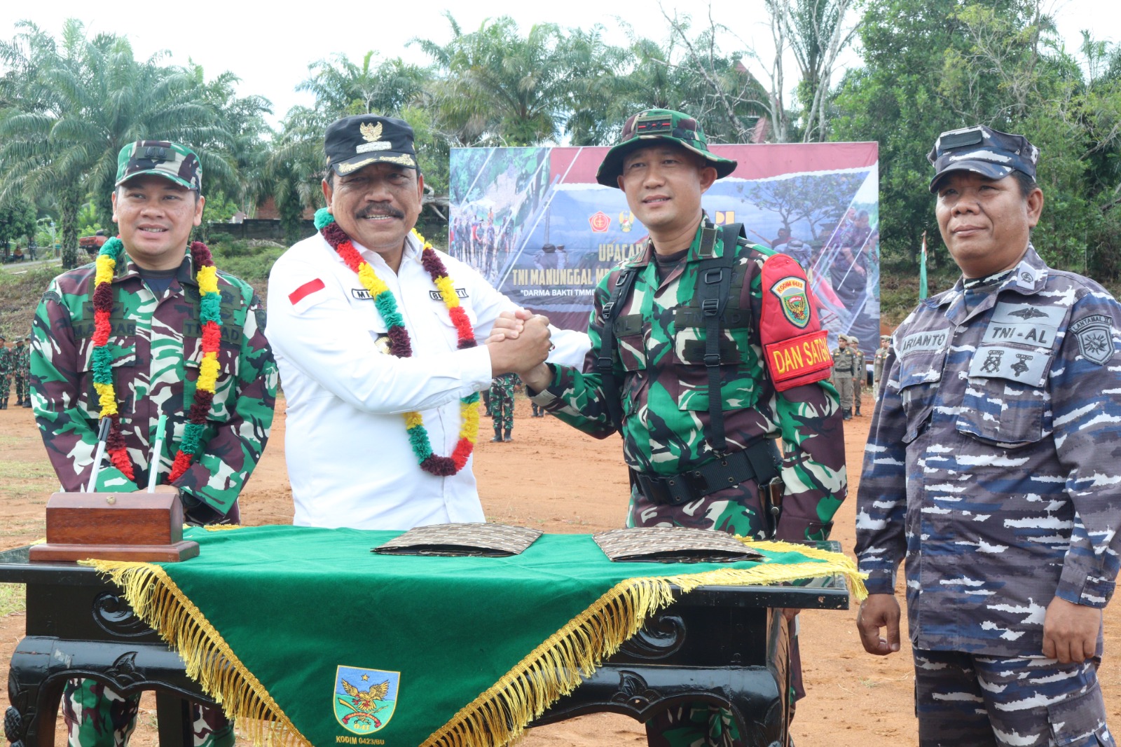 TMMD ke-120: Membangun Desa Bukit Tinggi Bengkulu Utara Bersama TNI!