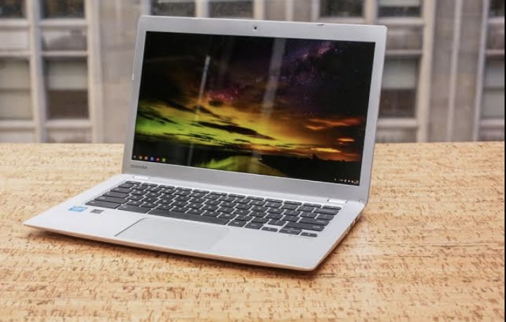 Chromebook Toshiba Meskipun Laptop Lama Tapi Tetap Eksistensi