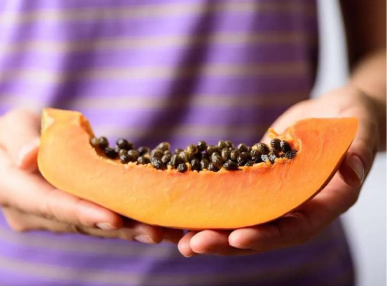 7 Buah untuk Asam Urat yang Baik Dikonsumsi, Pepaya hingga Pisang