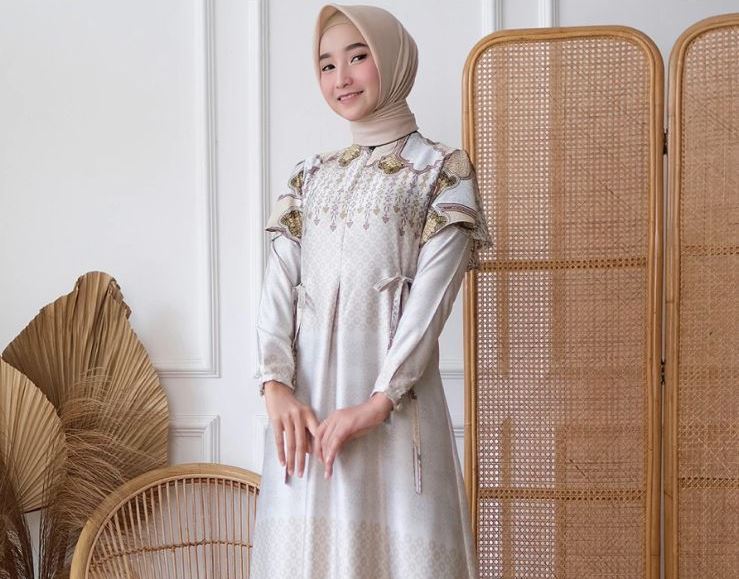 Pengen Tampil Cantik Saat Lebaran! Ini Tips Memilih Gamis Bagi Ladies Biar Tidak Salah Pilih