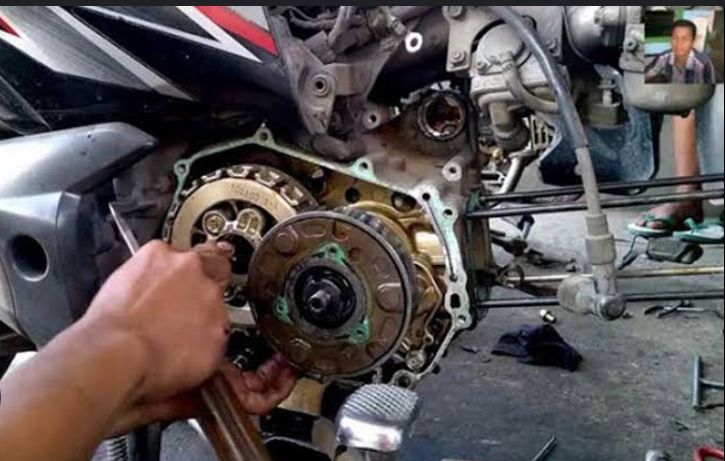 Penyebab Mesin Motor Matic Sering Mati Mendadak