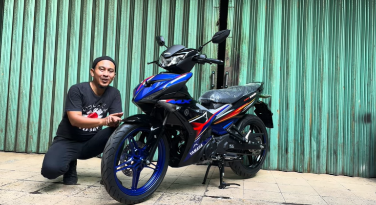 Review Detail Yamaha MX King 2026 Warna Biru Hitam