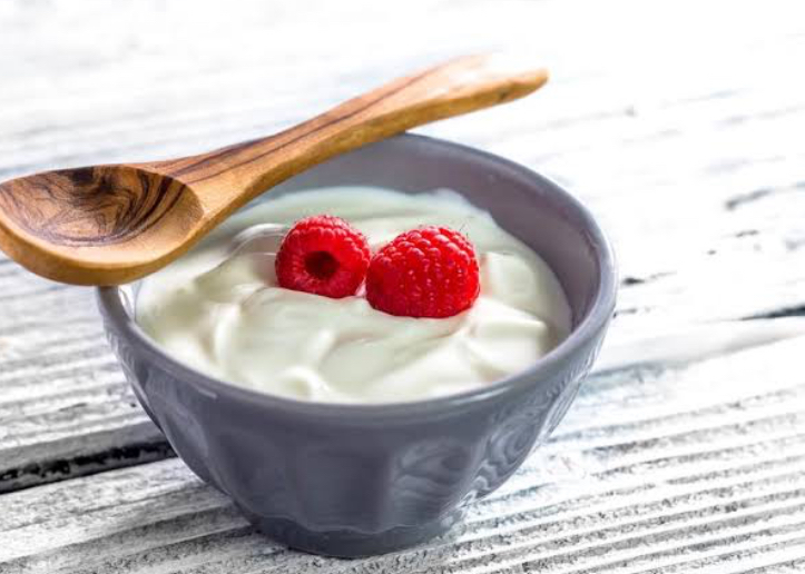 Benarkah Yogurt Bagus untuk Diet Turun Berat Badan? Ini Jawabannya