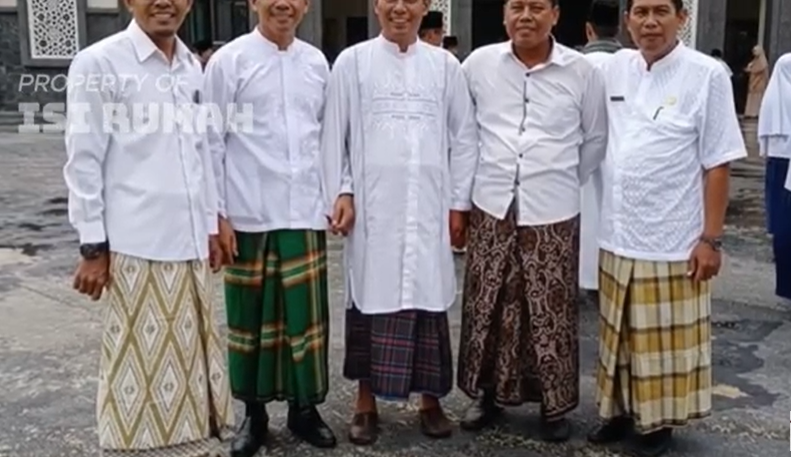 Top 5 Merk Sarung Terbaik 2026 – Favorit untuk Ibadah dan Lebaran