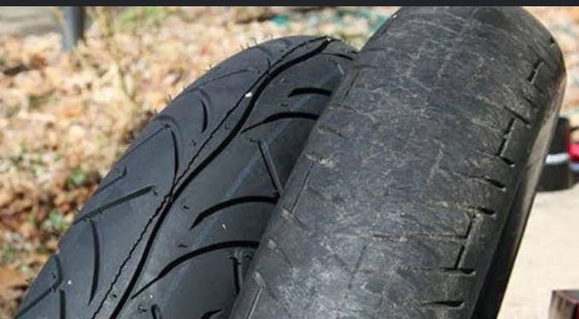 Ini Kebiasaan Kecil Buat Ban Motor Cepat Botak