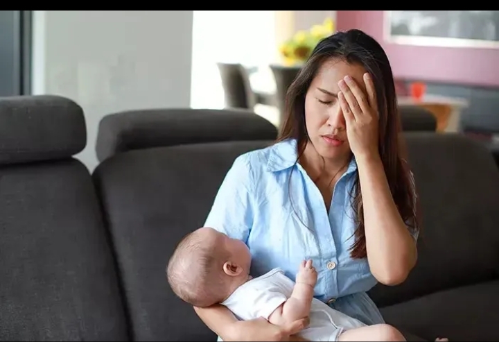 Mom, Wajib Tahu Apa itu Baby Blues Syndrome, Simak Cara Mengatasinya 