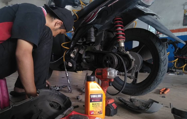 Penyebab Motor Matic Mogok Saat Hujan, Simak Penjelasannya 