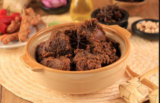 Stop Santan Instan! Ciptakan Rendang Daging Sapi Otentik dengan Santan Kelapa Segar