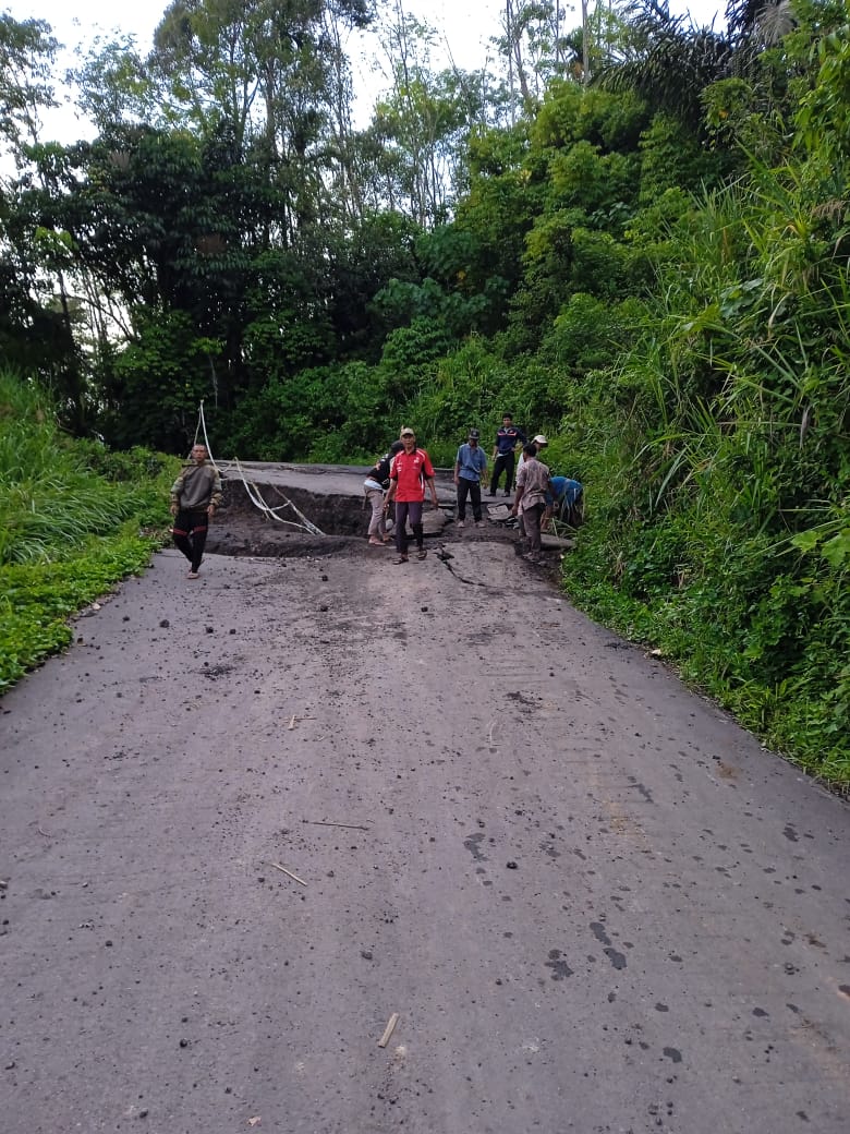 Soal Jalan Talang Ratu, Bupati Lebong Azhari Blak-blakan Sebut Gegara Ini  
