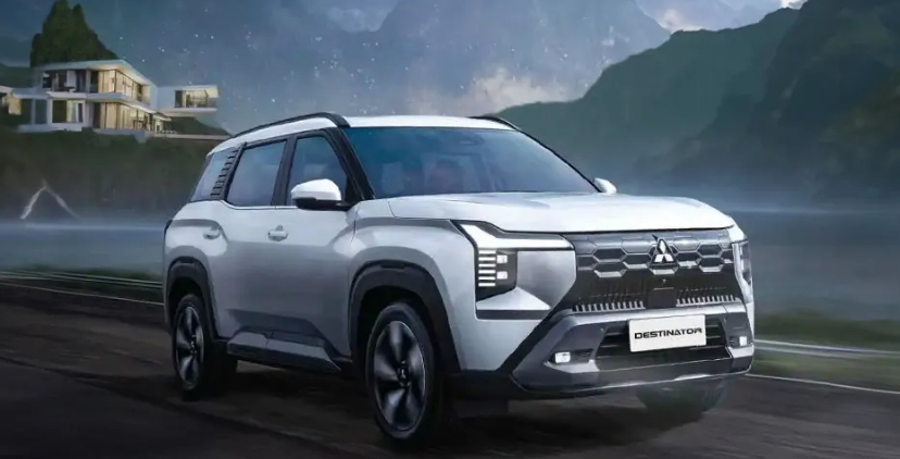 Mitsubishi Destinator Exceed 2026 Cuma Rp 422 Juta