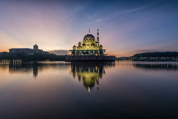 Sidang Isbat Idul Fitri 2026 Digelar 19 Maret, Pemerintah Tentukan Awal Syawal 1447 H