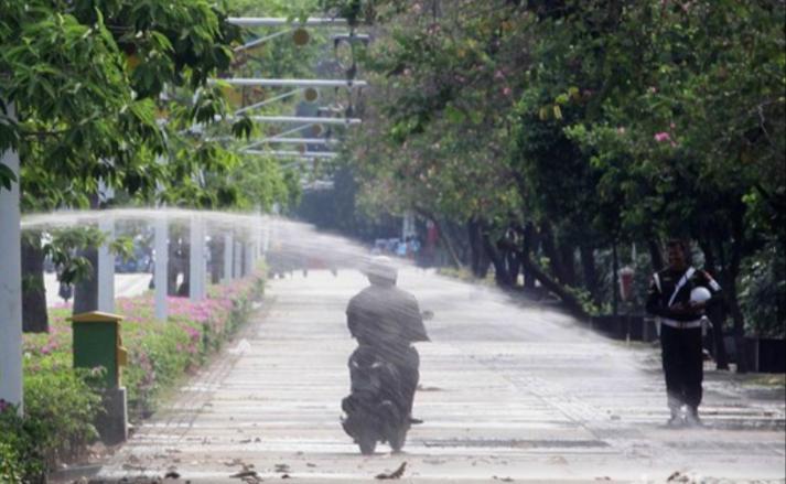 4 Cara Jaga Kesehatan di Tengah Teriknya Musim Kemarau