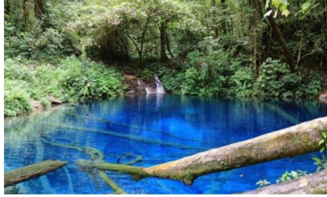 Danau Kaco Kerinci, Surga Tersembunyi di Tengah Hutan Jambi yang Wajib Dikunjungi