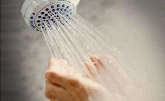Waspada! Ini 4 Akibat Buruk Malas Mandi bagi Kesehatan Kulit dan Tubuh
