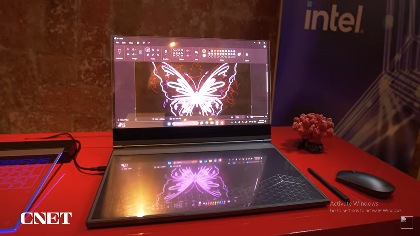 Layar Tembus Pandang! Inilah Laptop Transparan Futuristis Lenovo yang Mejeng di MWC 2024