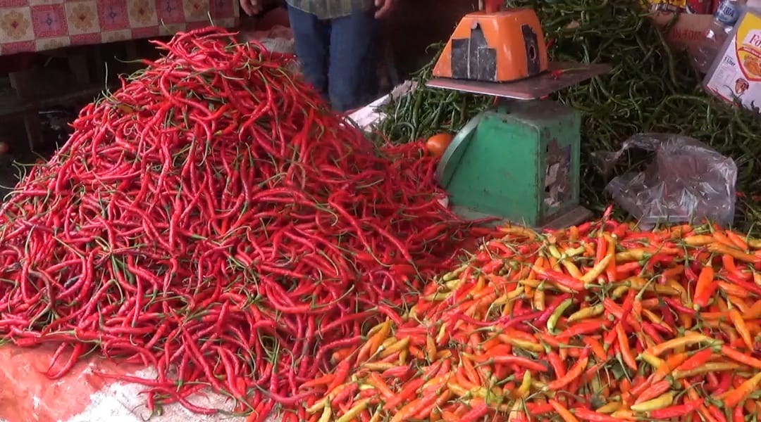 Jelang Nataru, Harga Cabai dan Bawang Merah Mahal