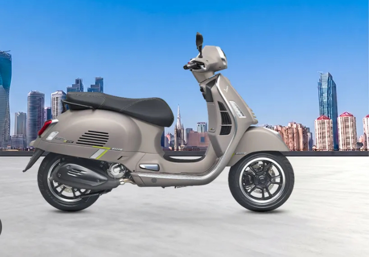 Vespa GTS Super Tech 250 Pakai Mesin Baru