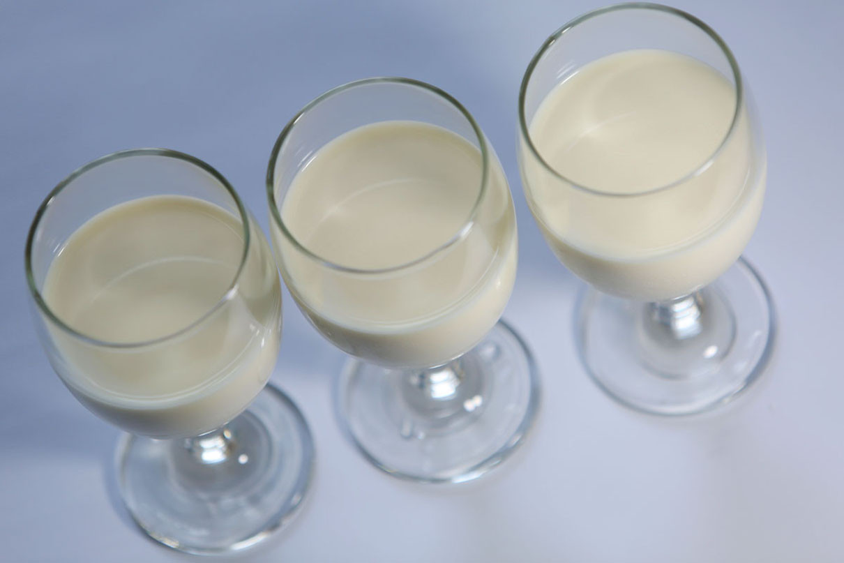 4 Minuman yang Baik Dikonsumsi Sebelum Tidur