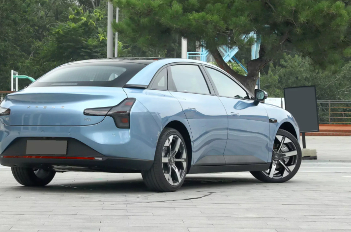 Xpeng Mona M03 2026 Bawa Chip AI 750 TOPS