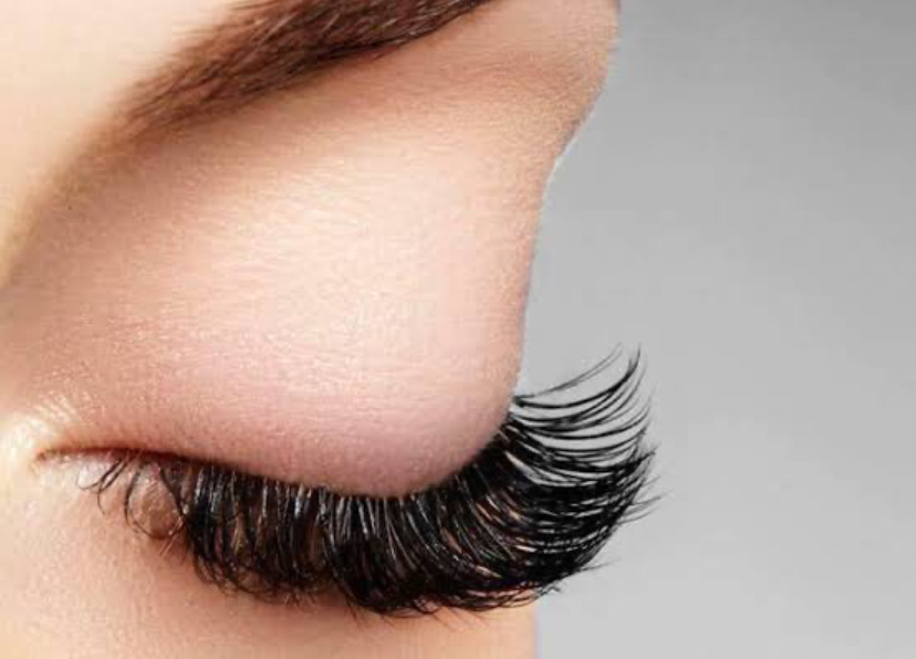 Rekomendasi Serum Bulu Mata Terbaik untuk Memanjangkan