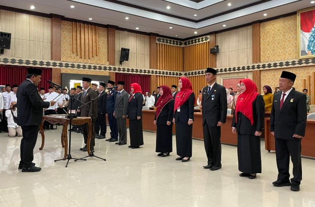 14 Kepala OPD Pemprov Bengkulu Resmi Dilantik, Wagub Mian Tekankan Pelayanan Publik