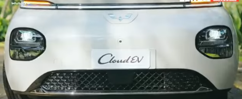 Kenapa Wuling Cloud EV Sepi Peminat di Pasar Mobil Listrik Indonesia