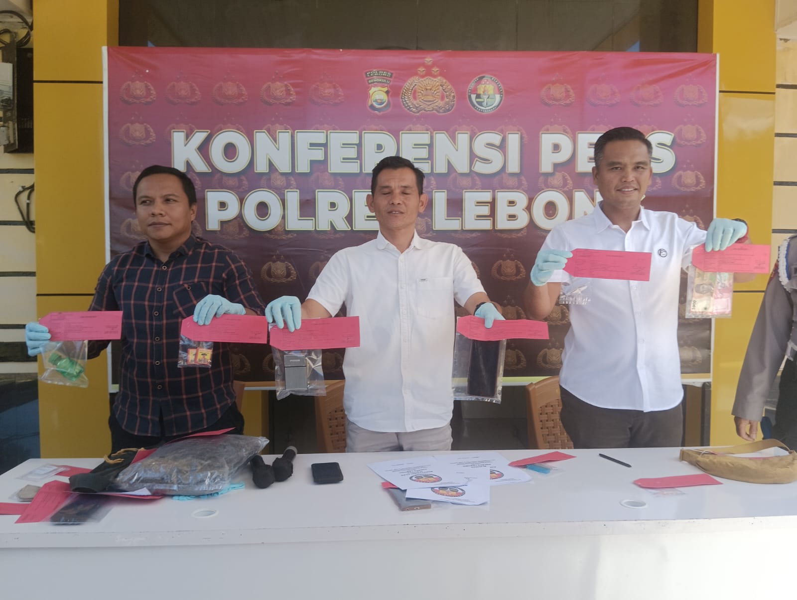 Polres Lebong Bongkar Peredaran Ganja Lintas Kabupaten, 542 Gram Diamankan
