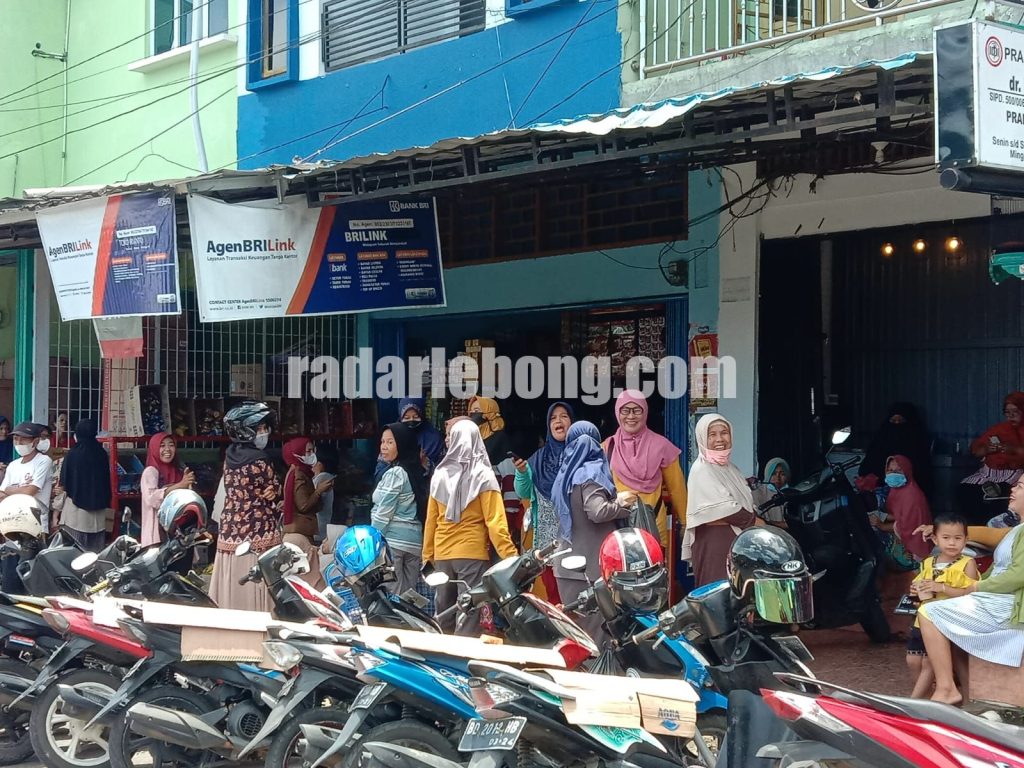 Beli Minyak Goreng Curah Pakai Aplikasi, Pedagang Sebut Ribet dan Repot 