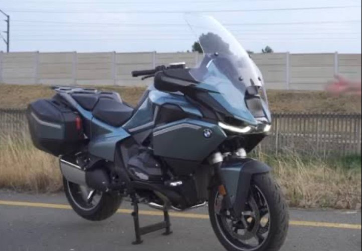 BMW R 1300 RT dengan Mesin Boxer Baru, Motor Touring Sultan